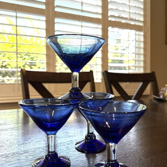 Set of 4 Hand Blown Cobalt Blue Martini / Cocktail Glasses – Clear Stem, Vintage - Picture 2 of 16